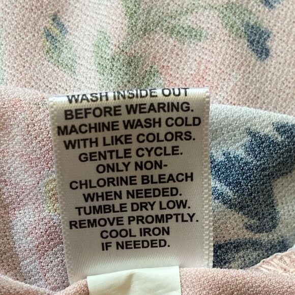 4/$30 ELLE Stretch Floral Pink Women's Top Blouse Size L - Picture 7 of 7